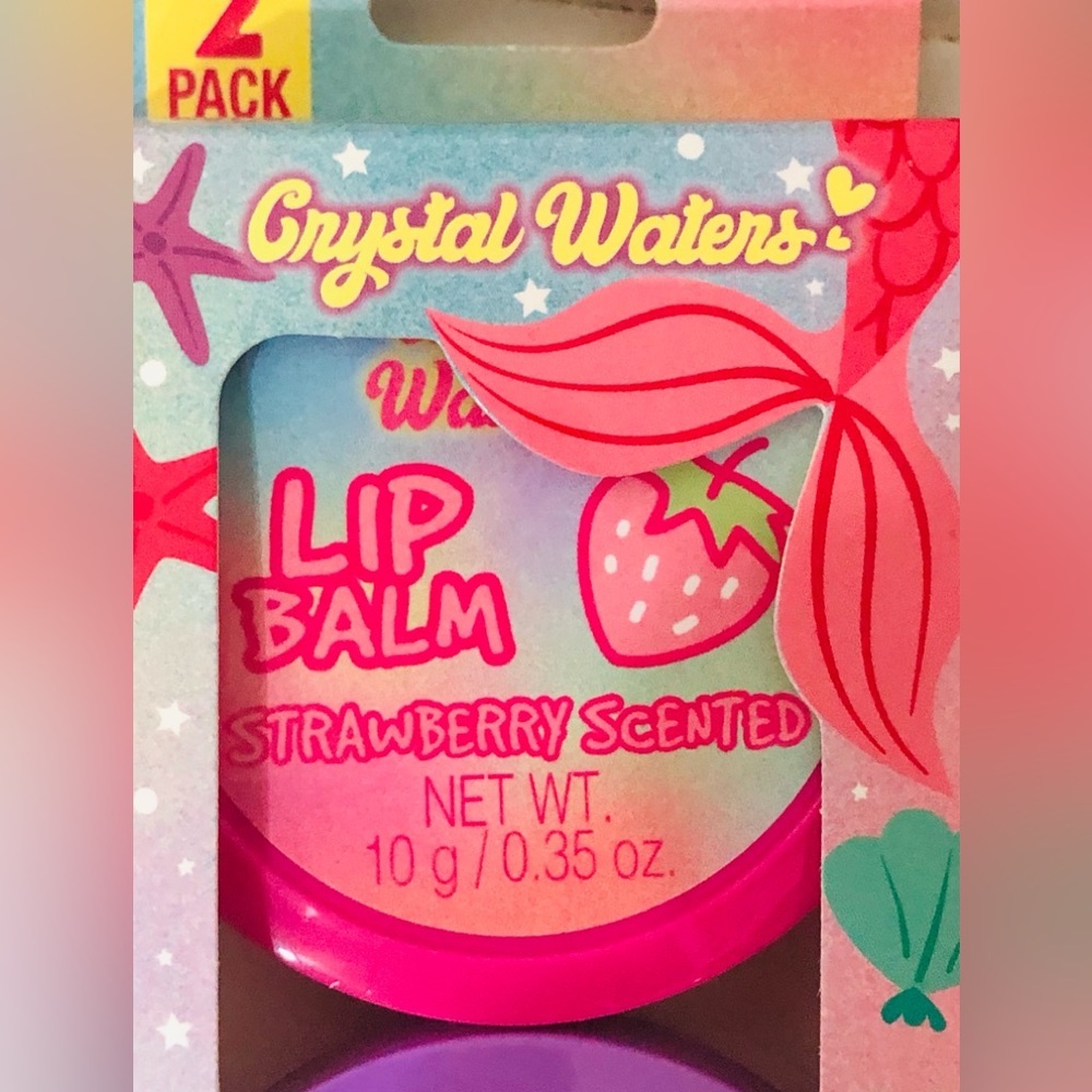 4piece strawberry and grape flavored scented lip balms set new - Picture 3 of 5